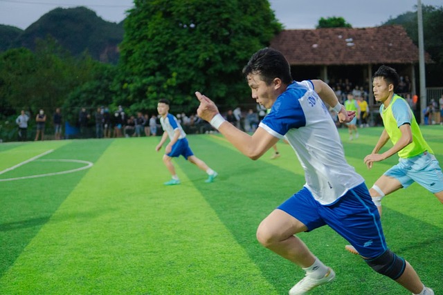 拉波尔特：C罗是个训练狂总喜欢加练；适应沙特生活是难一些